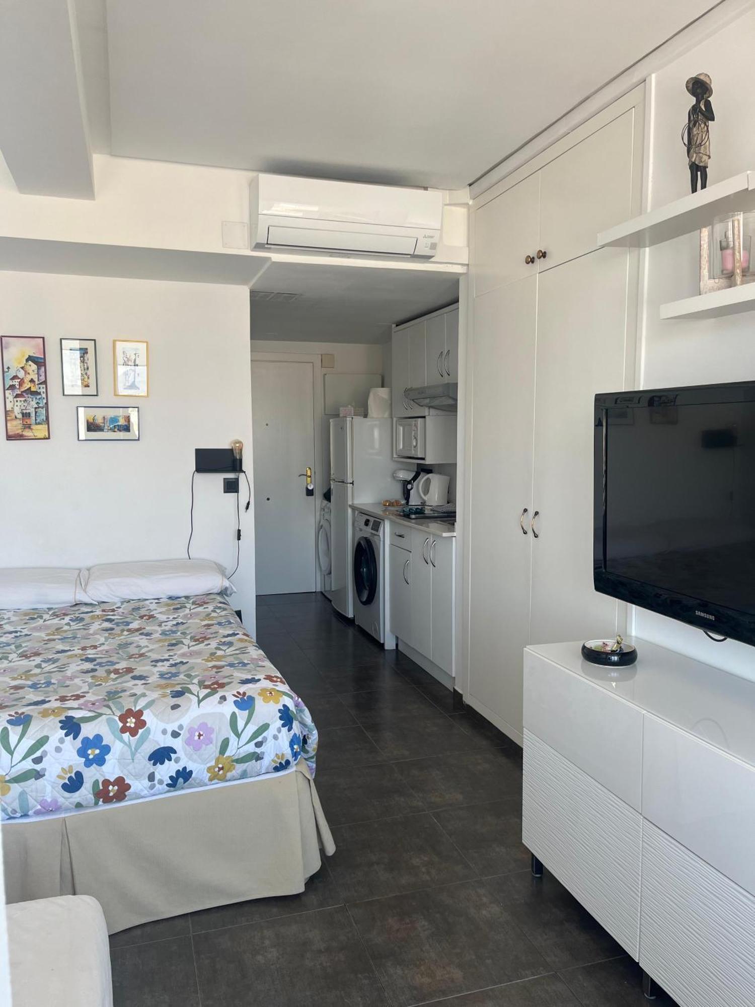 Centrico Apartamento En El Riscal Alicante Luaran gambar